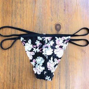 VS Pink lace strapping thong